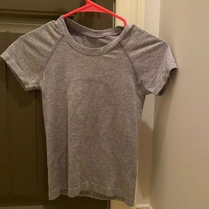 Grey Lululemon swiftly tech size 2